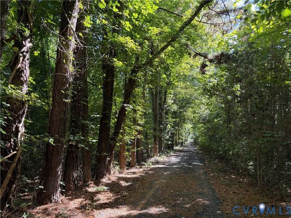 300 Skipper Lane , Yorktown, VA 23693