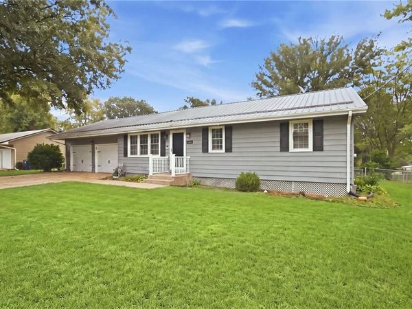 1406 Pearl Street, Carrollton, MO 64633