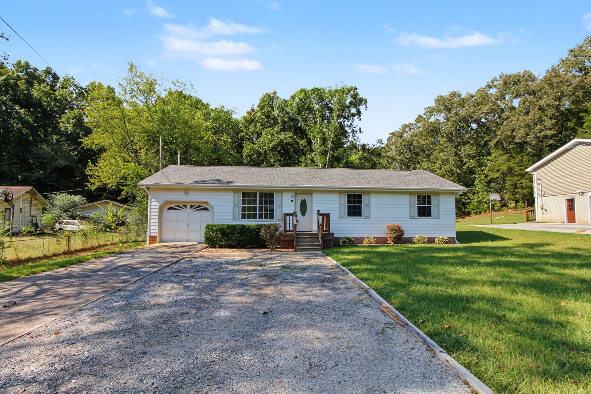 7408 Igou Ferry Road, Harrison, TN 37341 Main Photo