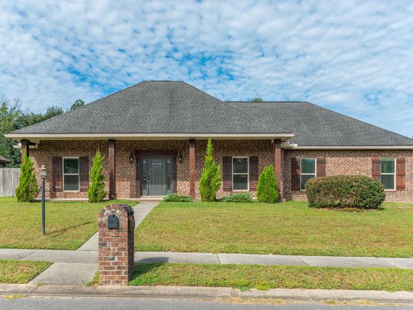 6450 Amanda Court, Crestview, FL 32536