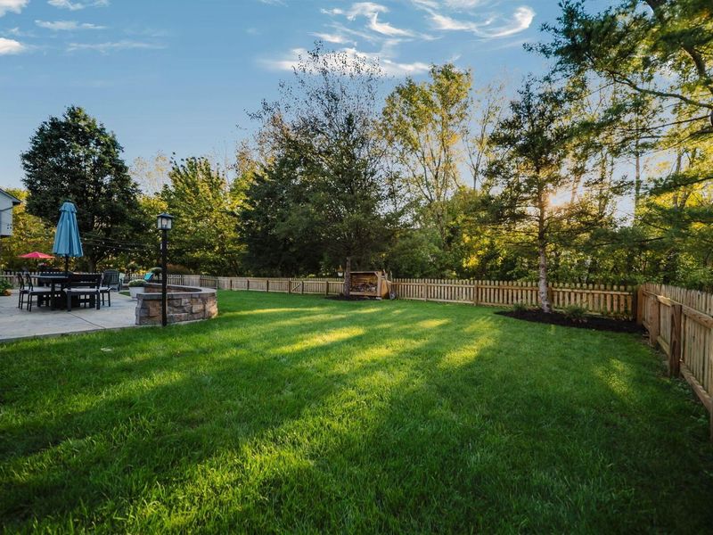 656 Bay Drive, Westerville, OH 43082 Photo 4