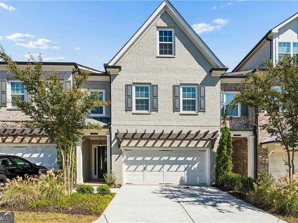 3176 Havencroft Drive NE, Roswell, GA 30075