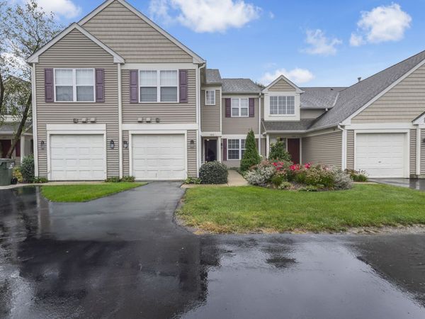 2219 Waterleaf Court , Unit 102, Naperville, IL 60564