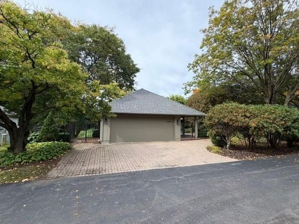 4890 Regents Walk , Excelsior, MN 55331