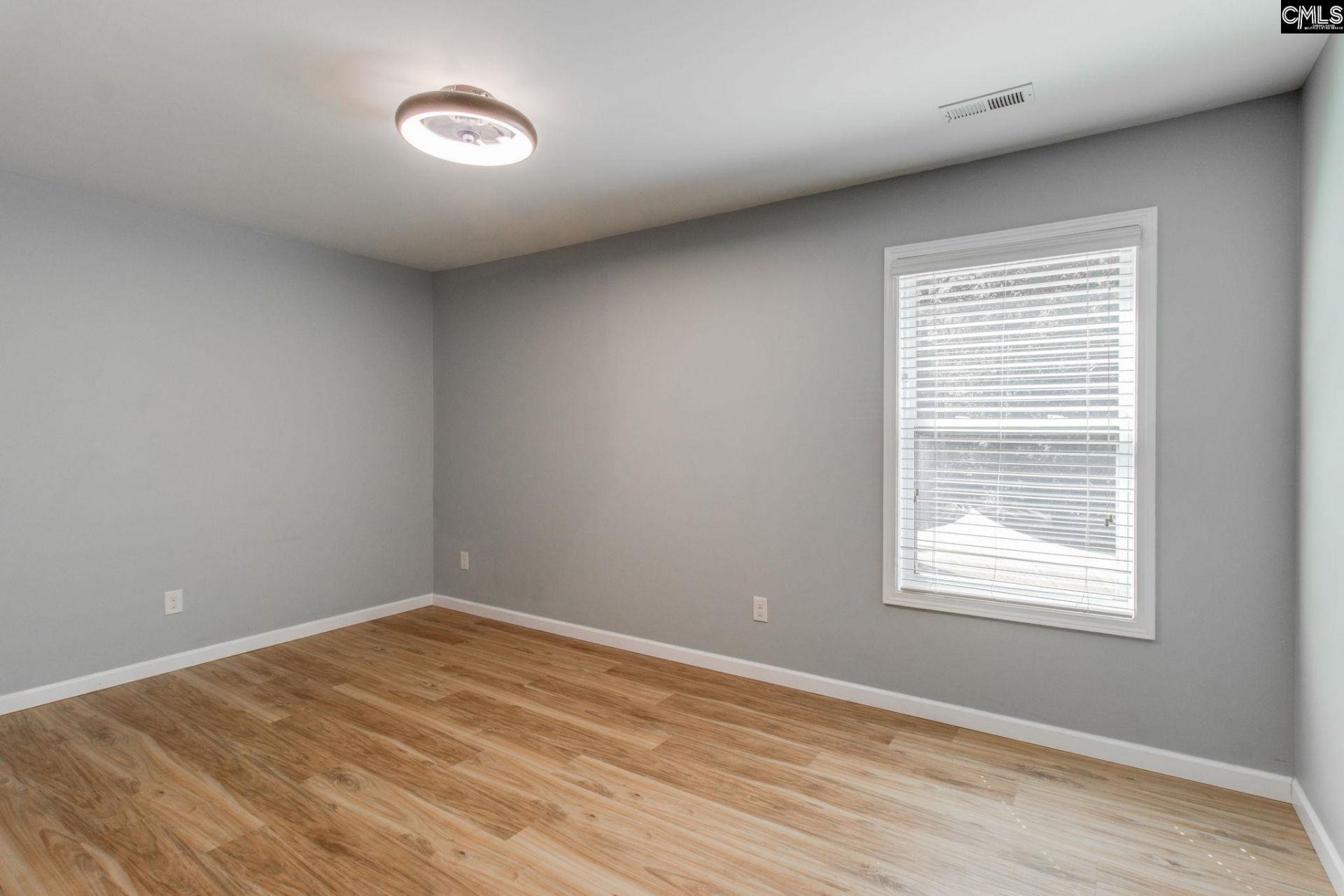 614 Muldrow Lane Photo 32