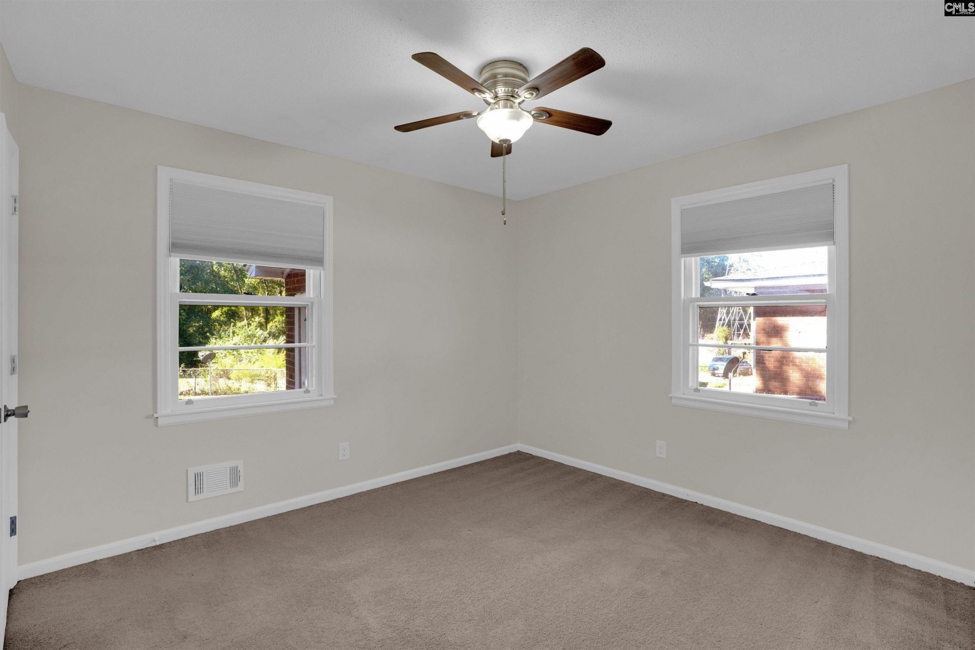 2704 Haynes Lane Photo 10