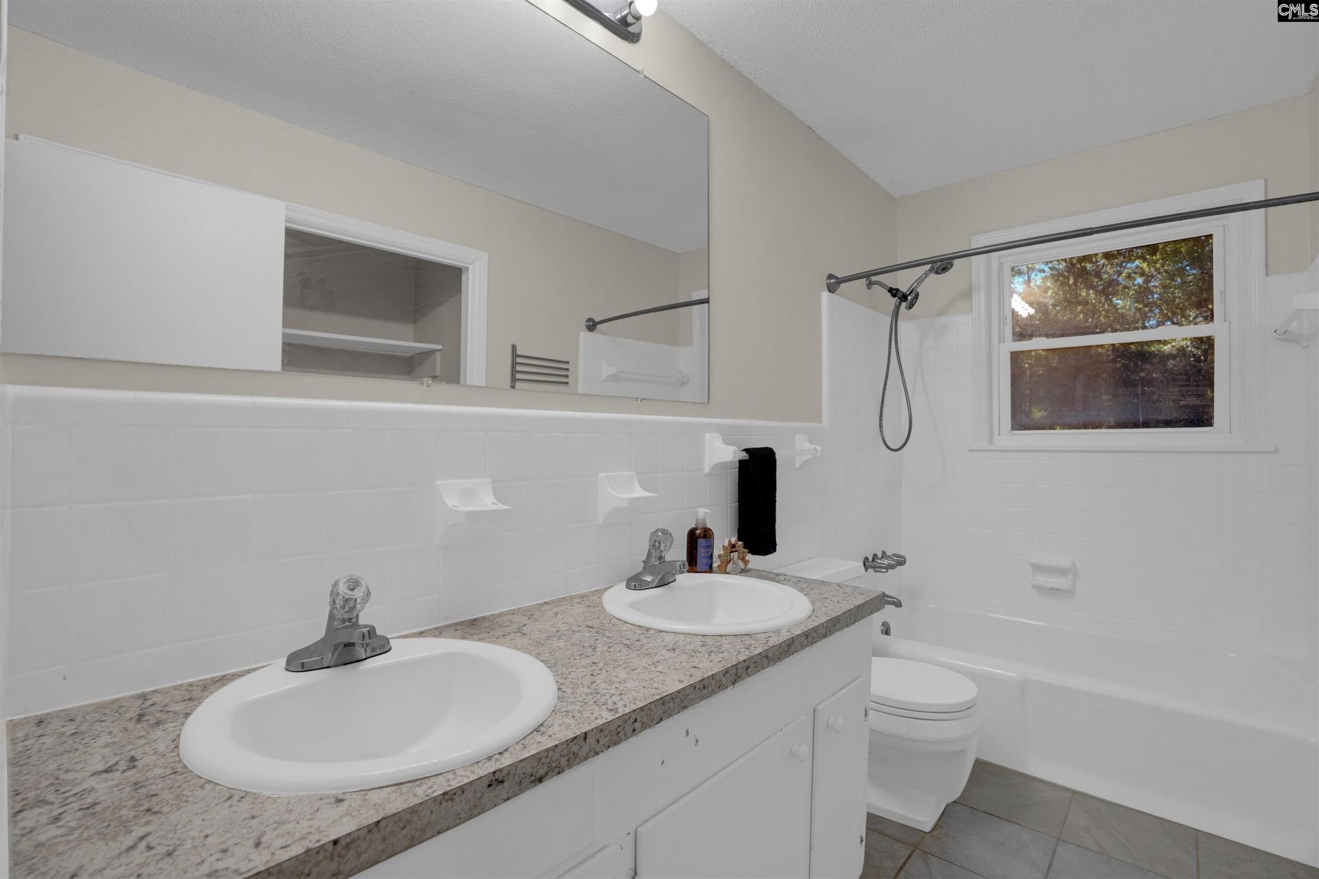 2704 Haynes Lane Photo 17