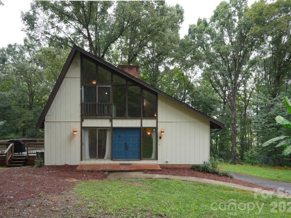 7 Brookwood Lane, Taylorsville, NC 28681