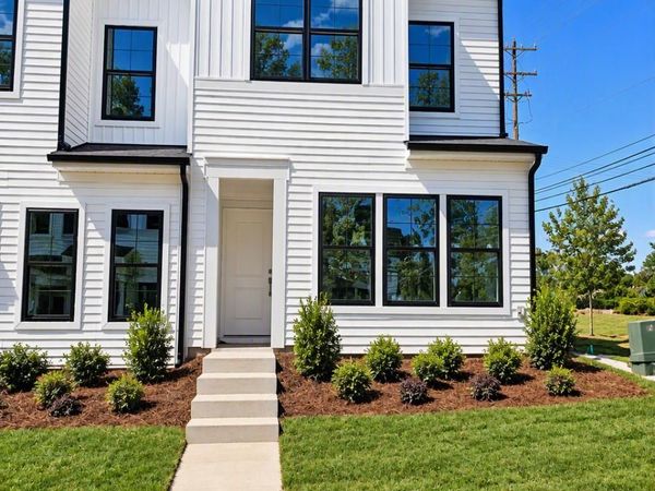 6616 Harlech Street , Charlotte, NC 28269