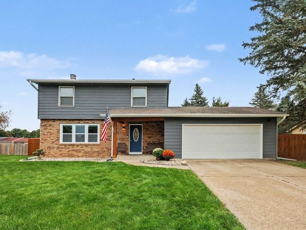 5881 Grand Traverse Lane, Portage, MI 49024