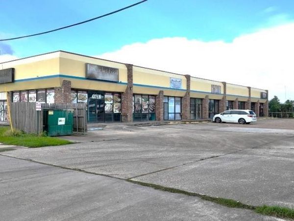 2801 LOYOLA Drive , Unit 1-3, Kenner, LA 70062