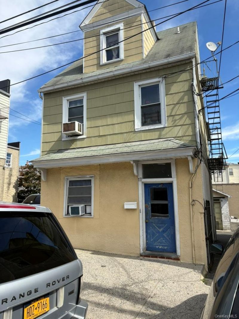 17 3rd Street, New Rochelle, NY 10801 Main Photo