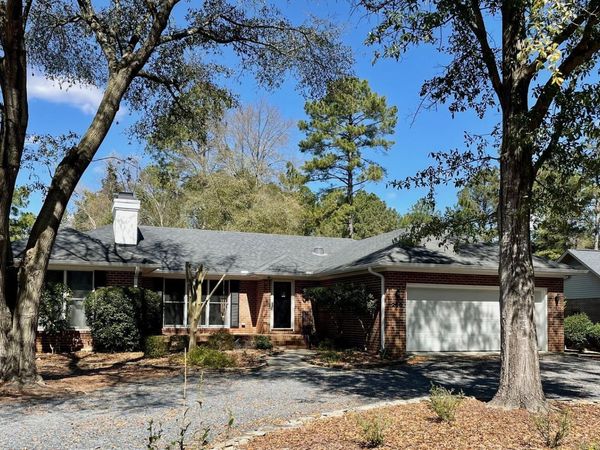260 Saint Andrews Drive , Pinehurst, NC 28374