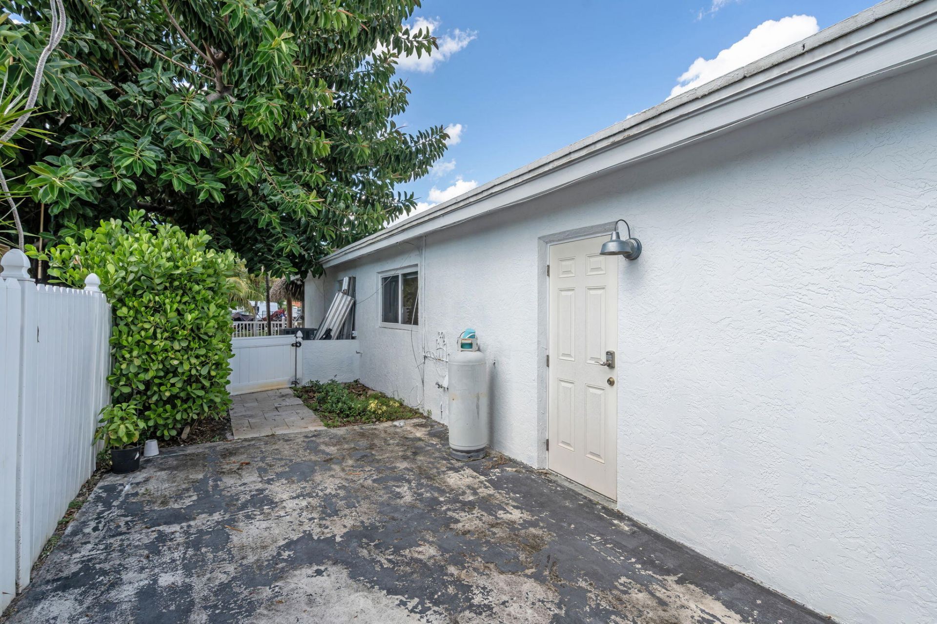 421 SW 18th Street, Pompano Beach, FL 33060 Photo