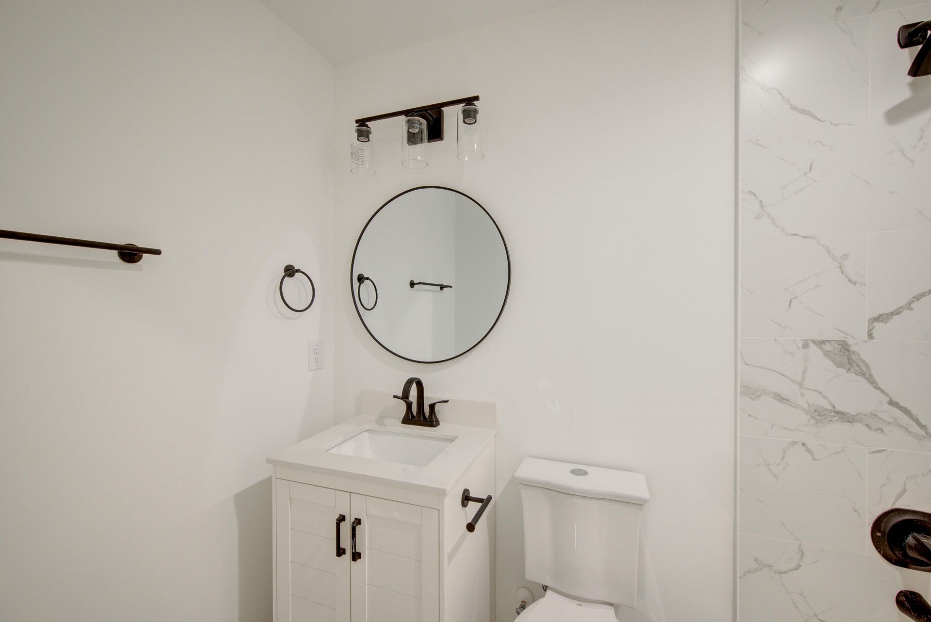 1472 Village Road Photo 17