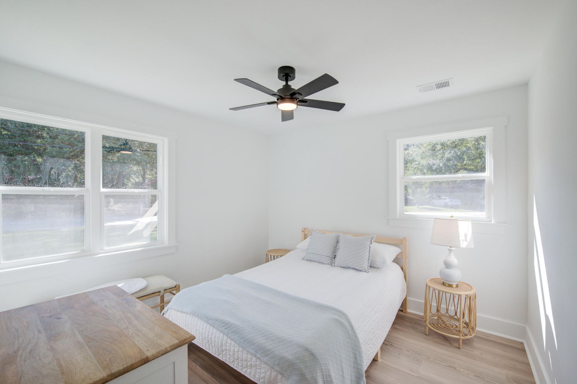 1472 Village Road Photo 20