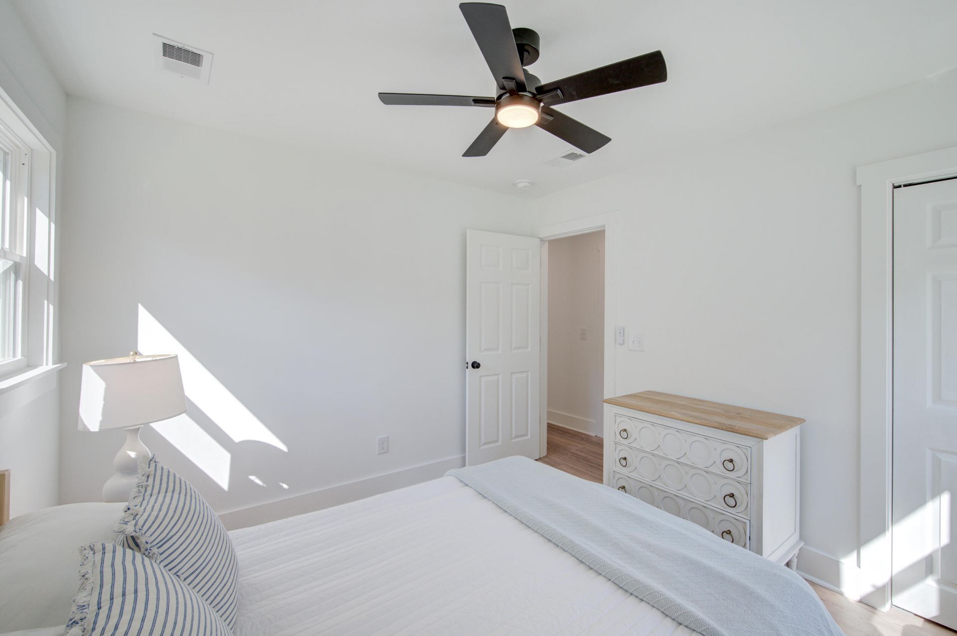 1472 Village Road Photo 21