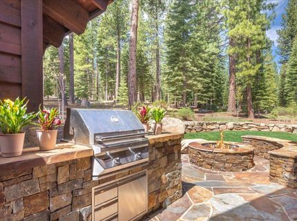 12236 Pete Alvertson Drive, Truckee, CA 96161 Photo
