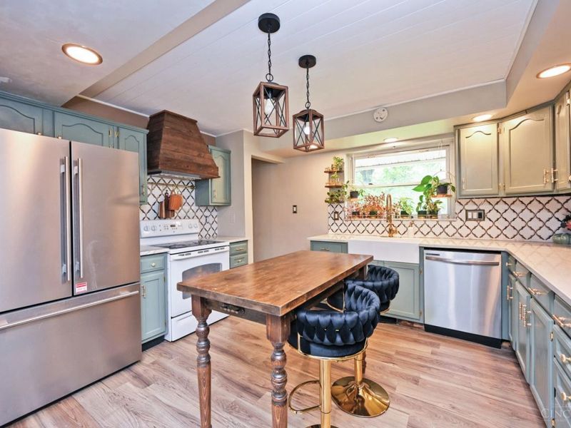 4043 Beavercreek Circle, Sharonville, OH 45241 Photo 5