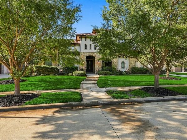 413 Saint Tropez Drive , Southlake, TX 76092