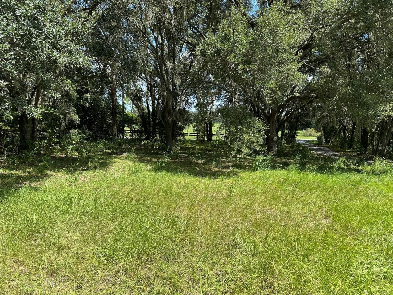 7350 SE 181st Court , Morriston, FL 32668 Photo