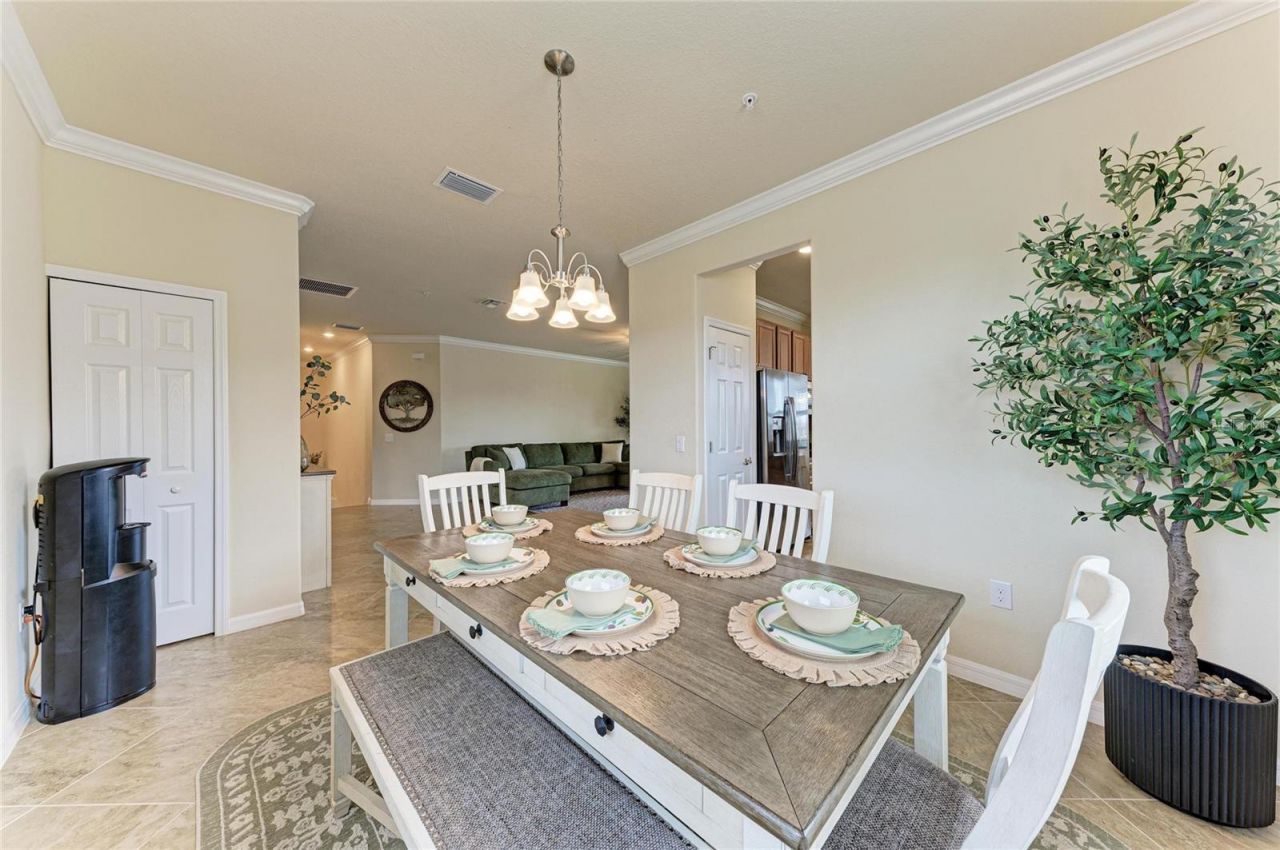 20051 Ragazza Circle, Unit 202, Venice, FL 34293 Photo