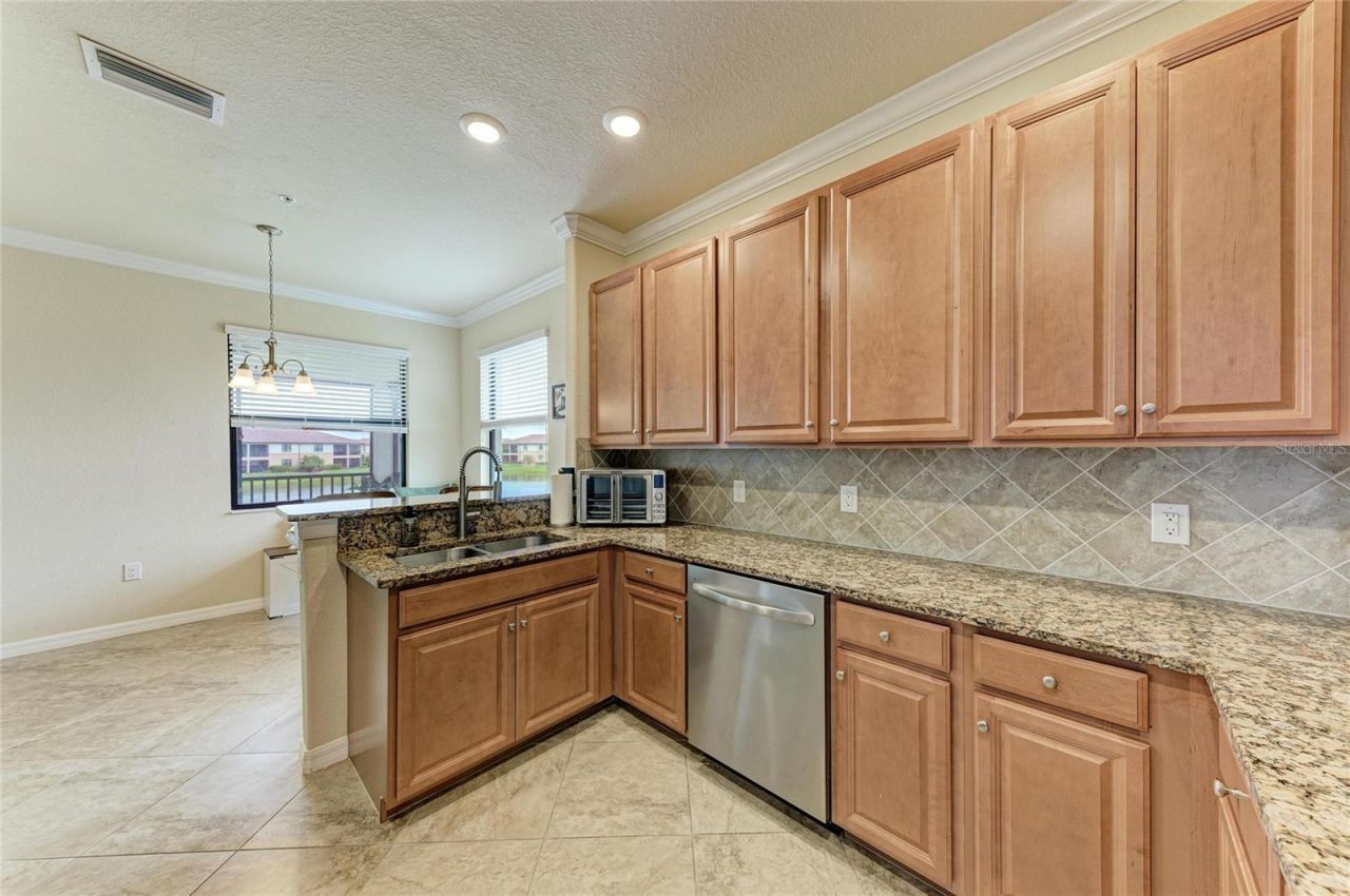 20051 Ragazza Circle, Unit 202, Venice, FL 34293 Photo