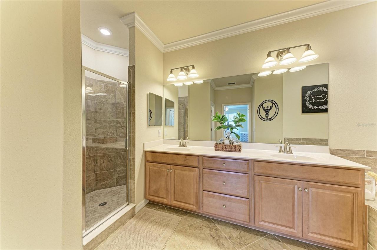 20051 Ragazza Circle, Unit 202, Venice, FL 34293 Photo