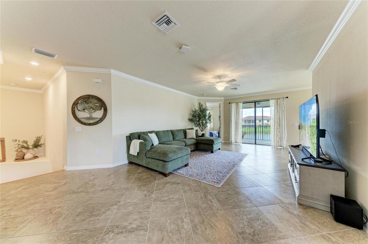 20051 Ragazza Circle, Unit 202, Venice, FL 34293 Photo
