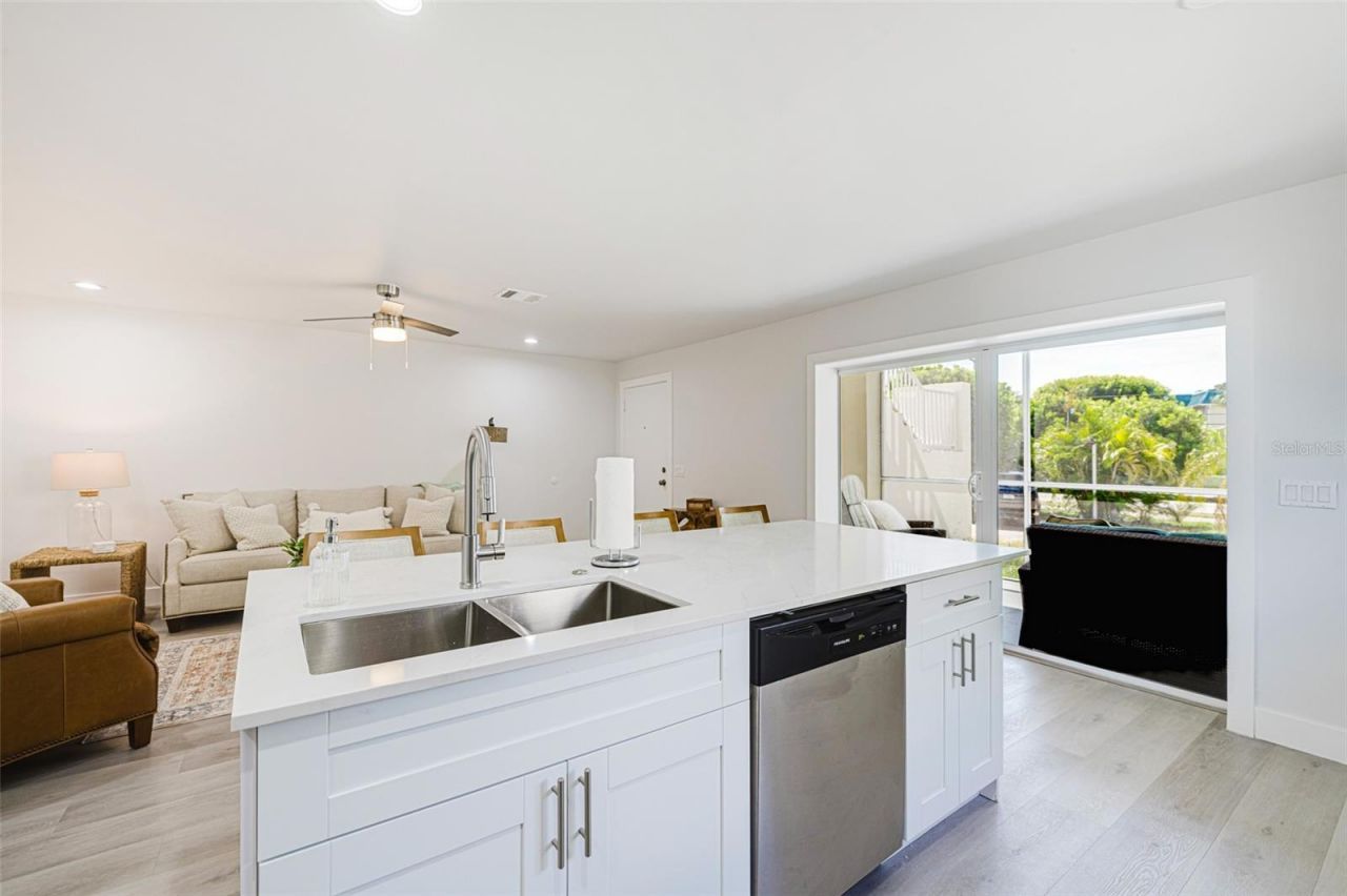 805 E Gulf Drive, Unit A1, Sanibel, FL 33957 Photo