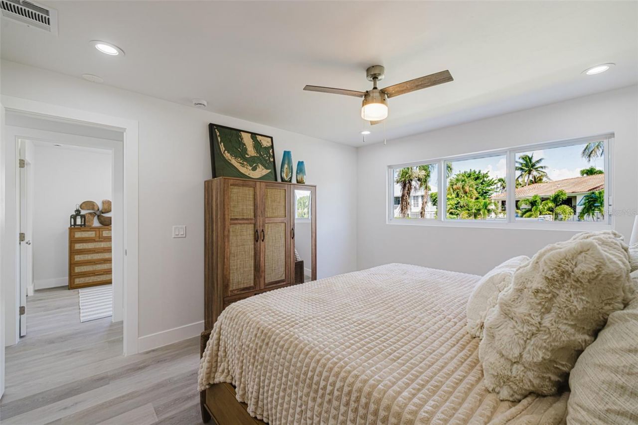 805 E Gulf Drive, Unit A1, Sanibel, FL 33957 Photo