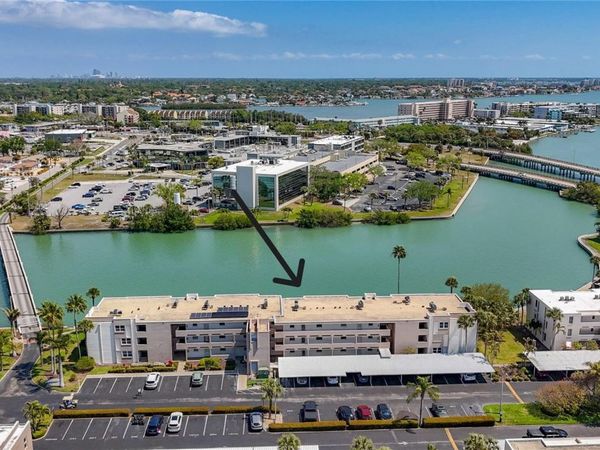 7425 BAY ISLAND DRIVE S, Unit 105, SOUTH PASADENA, FL 33707