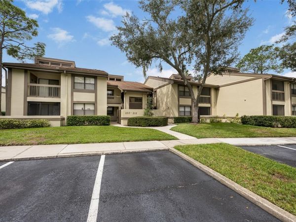210 WOODLAKE WYNDE , OLDSMAR, FL 34677