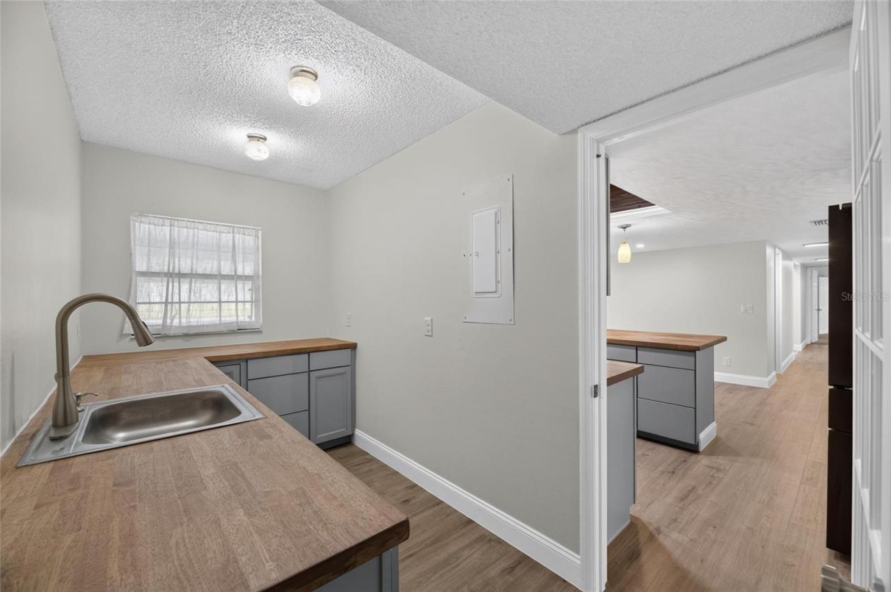 12603 Lake Hills Drive , Riverview, FL 33569 Photo