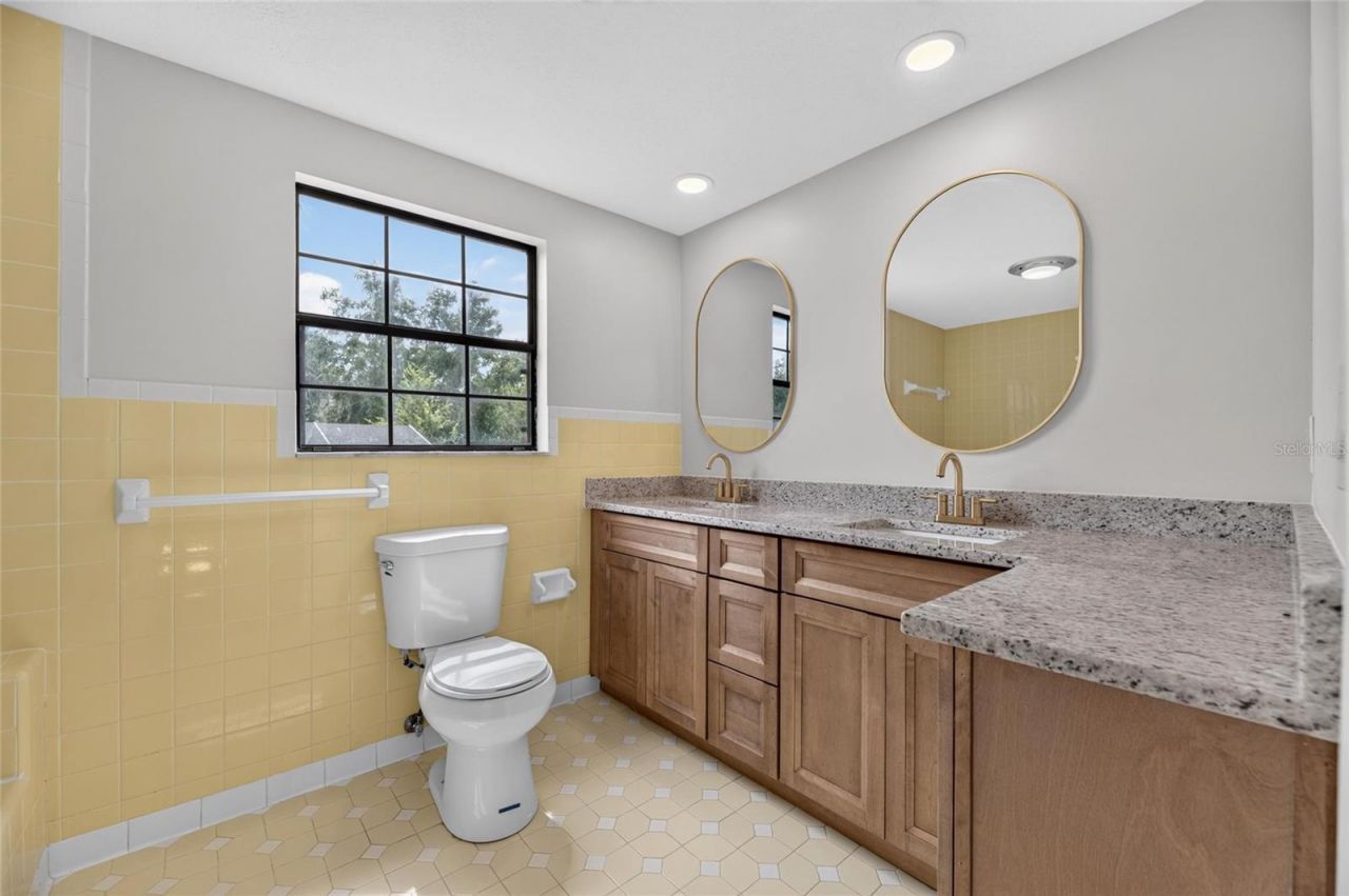 12603 Lake Hills Drive , Riverview, FL 33569 Photo