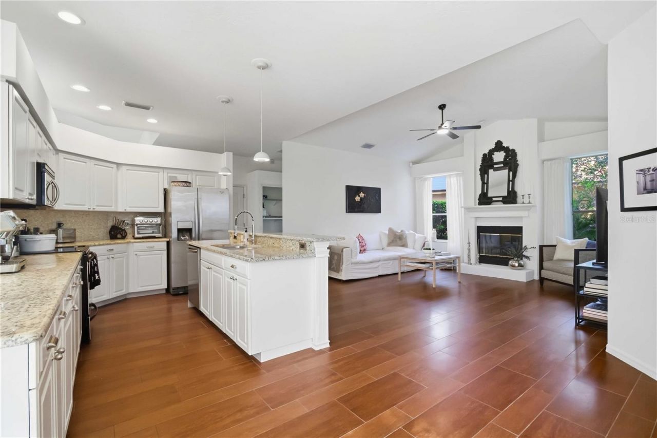 4106 Hearthstone Drive, Sarasota, FL 34238 Photo