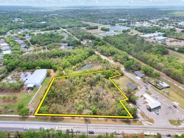 5708 LITHIA PINECREST ROAD , LITHIA, FL 33547