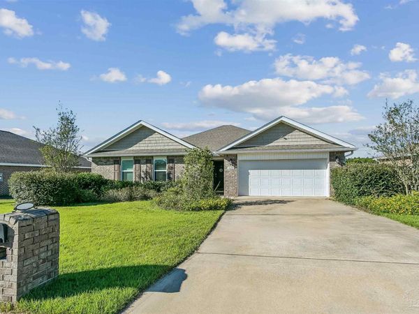 4690 Perception Cir, Milton, FL 32570
