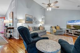 712 Sandpiper photo 4