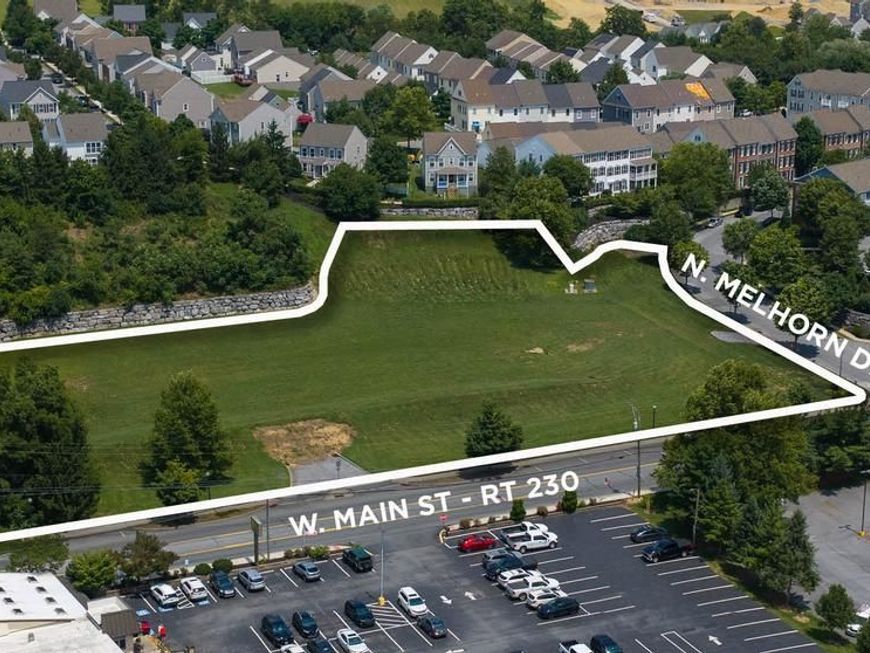 100 N Melhorn Drive, Mount Joy, PA 17552 Main Photo
