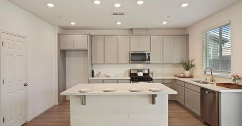 691 Lippi St, Galt, CA 95632 Photo