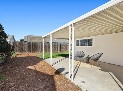 7349 Arutas Dr, North Highlands, CA 95660 Photo