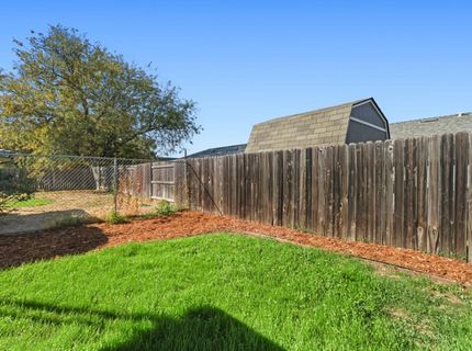 7349 Arutas Dr, North Highlands, CA 95660 Photo