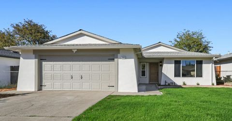 7349 Arutas Dr, North Highlands, CA 95660 Photo