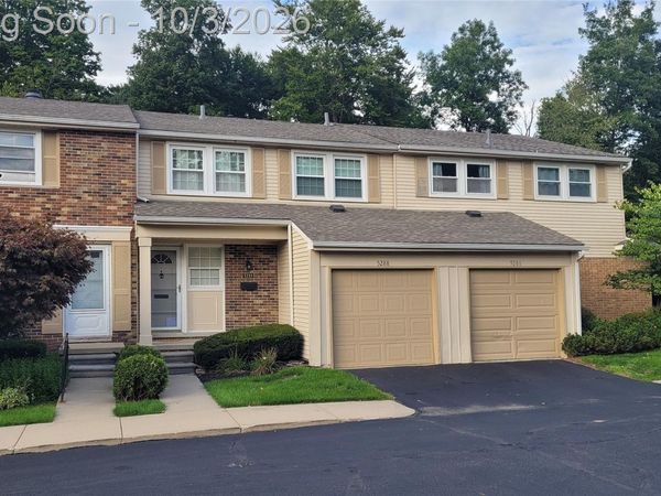 5288 Breeze Hill Place, Troy, Mi 48098