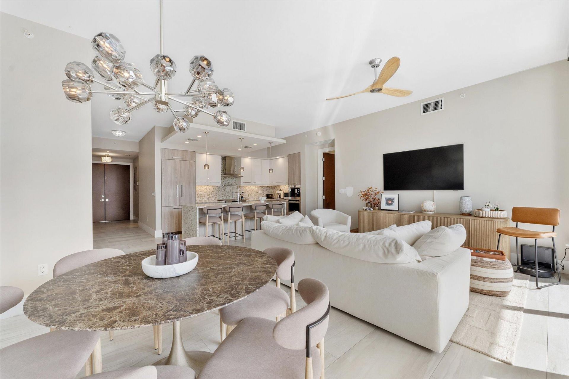 161 Isle Of Venice Drive, Unit 203, Fort Lauderdale, FL 33301 Photo