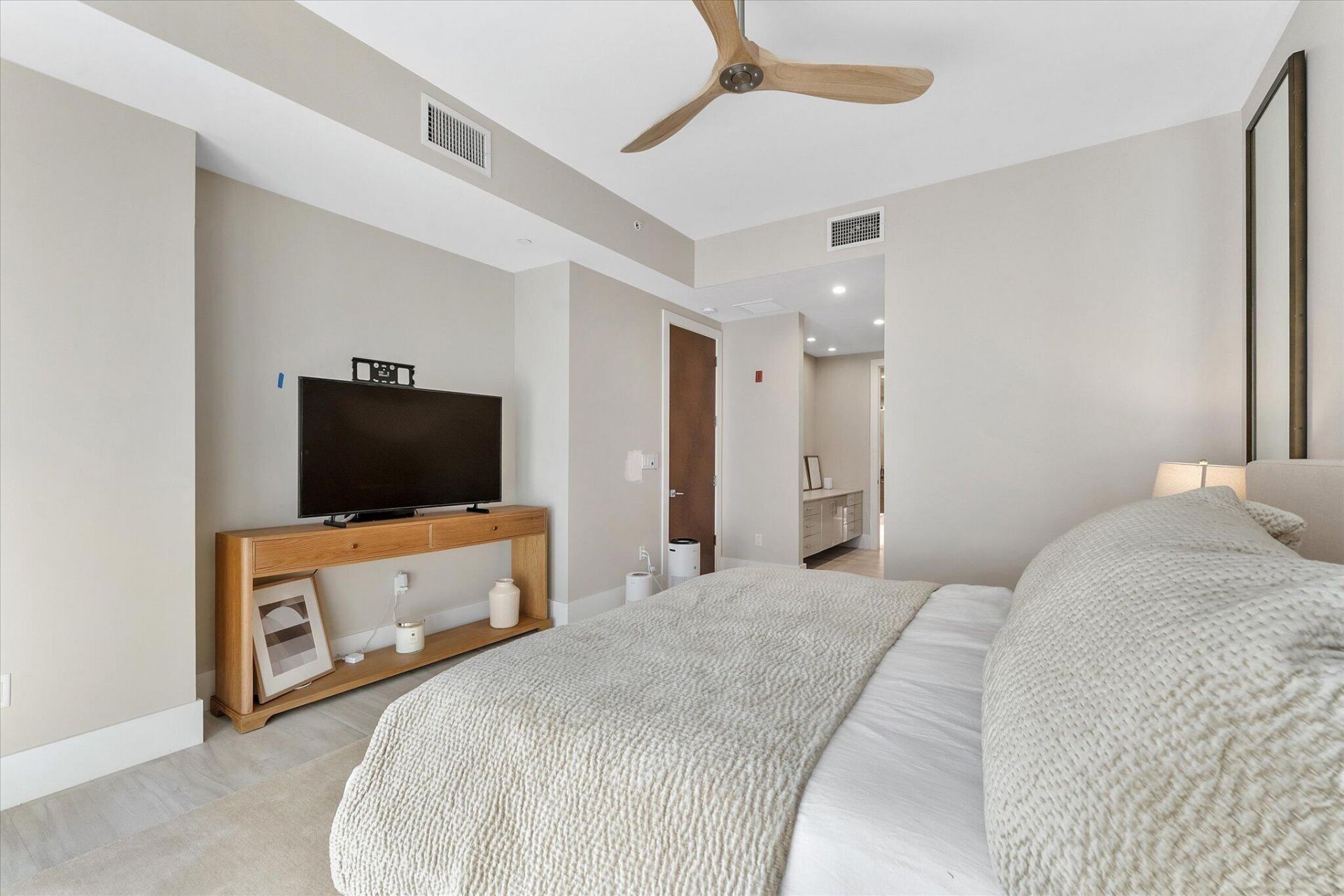 161 Isle Of Venice Drive, Unit 203, Fort Lauderdale, FL 33301 Photo