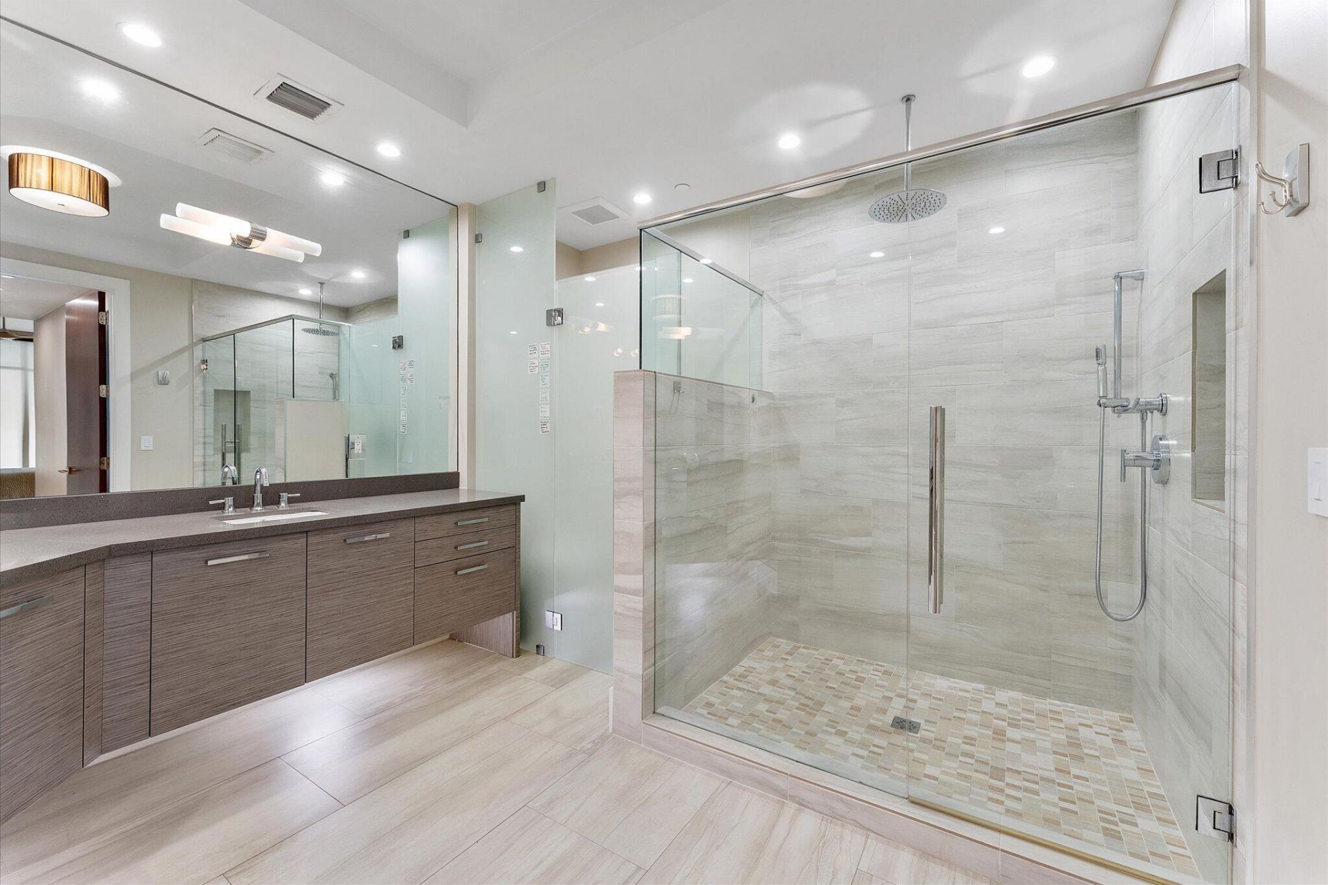 161 Isle Of Venice Drive, Unit 203, Fort Lauderdale, FL 33301 Photo