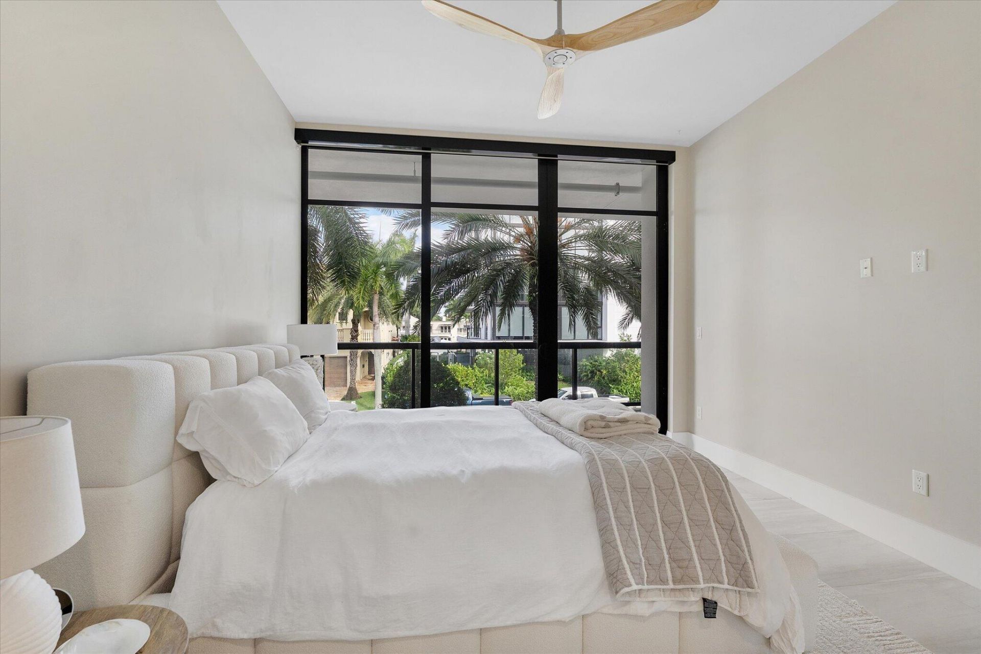 161 Isle Of Venice Drive, Unit 203, Fort Lauderdale, FL 33301 Photo