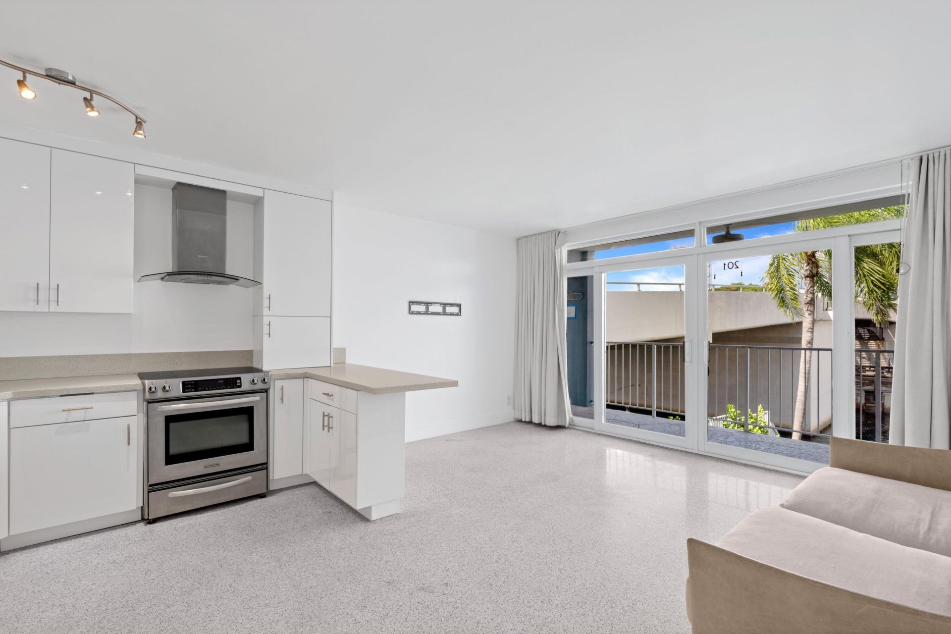 55 NE Spanish Trail, Unit 2010, Boca Raton, FL 33432 Photo